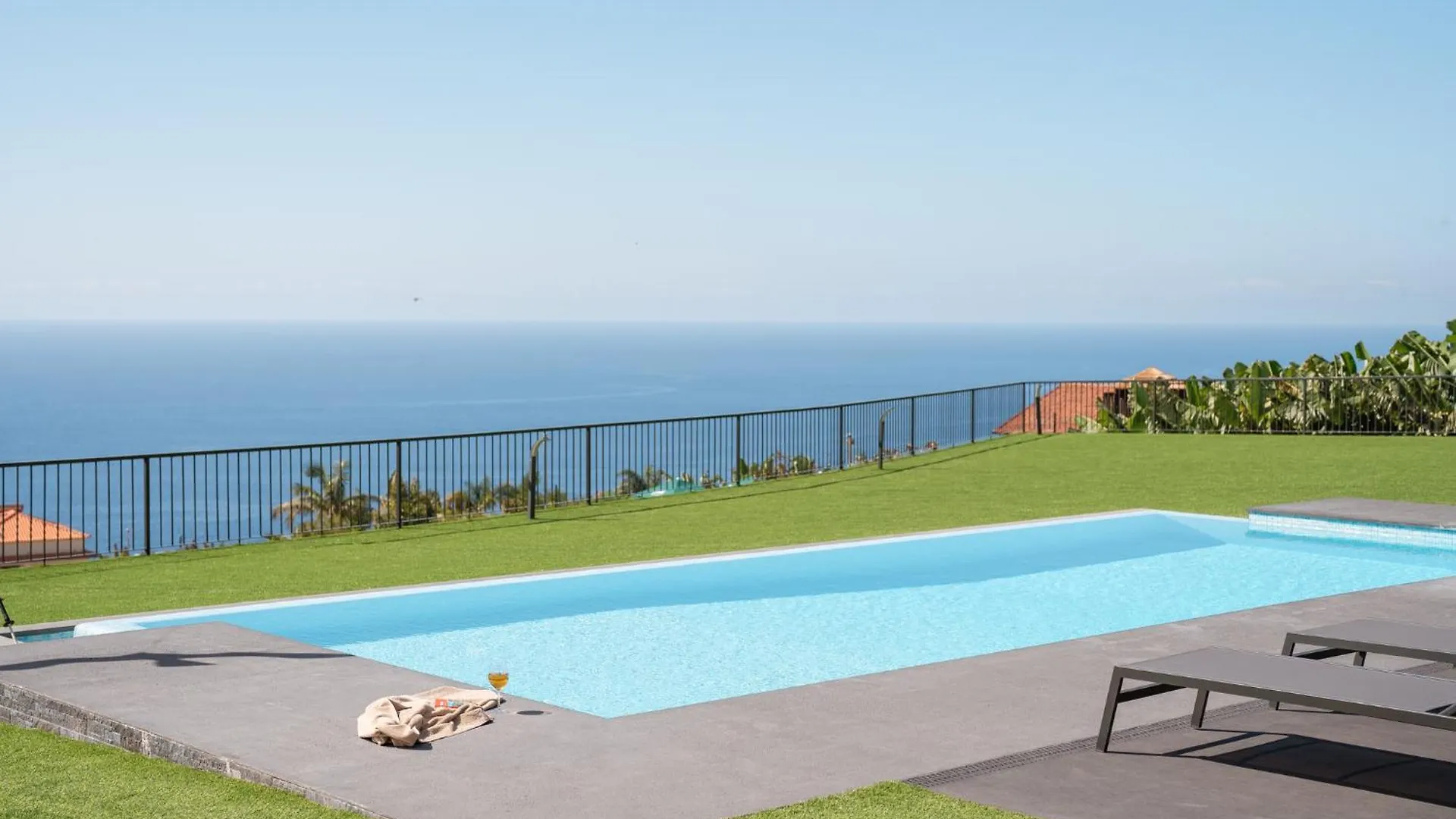 Villa Luna By Stay Madeira Island Campanário 0*,